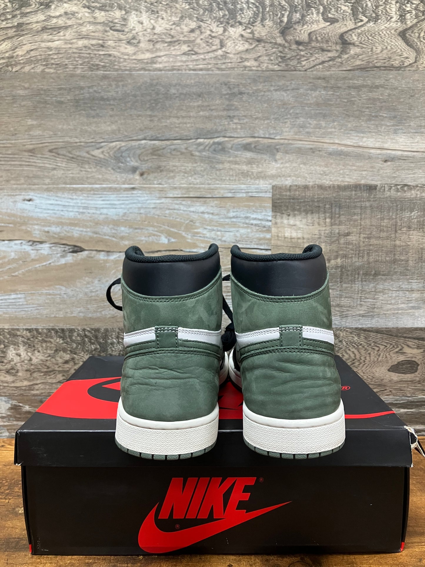 Air Jordan 1 Retro OG High Best Hand in the Game 11.5