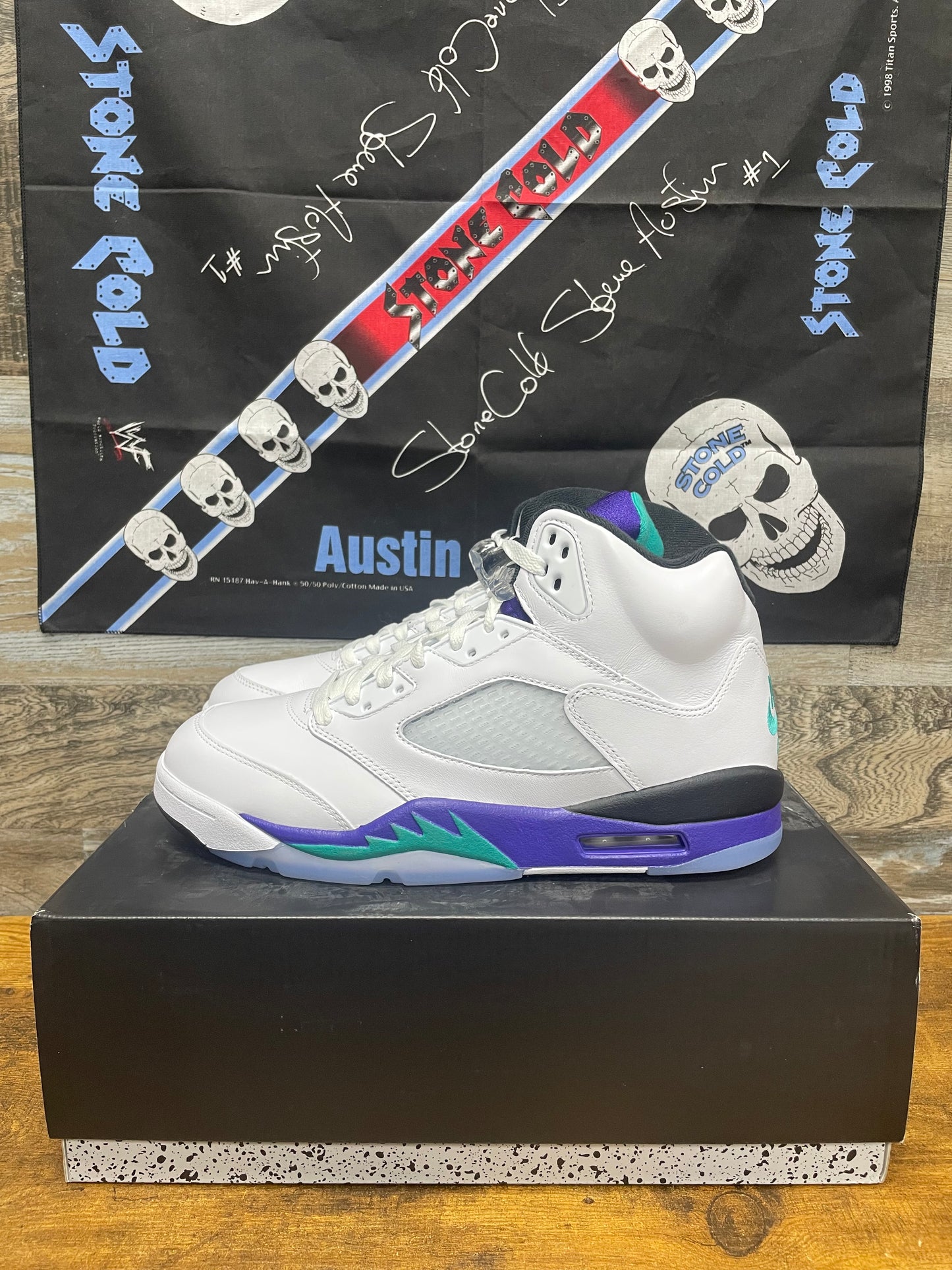 Air Jordan 5 Retro “Grape” 10