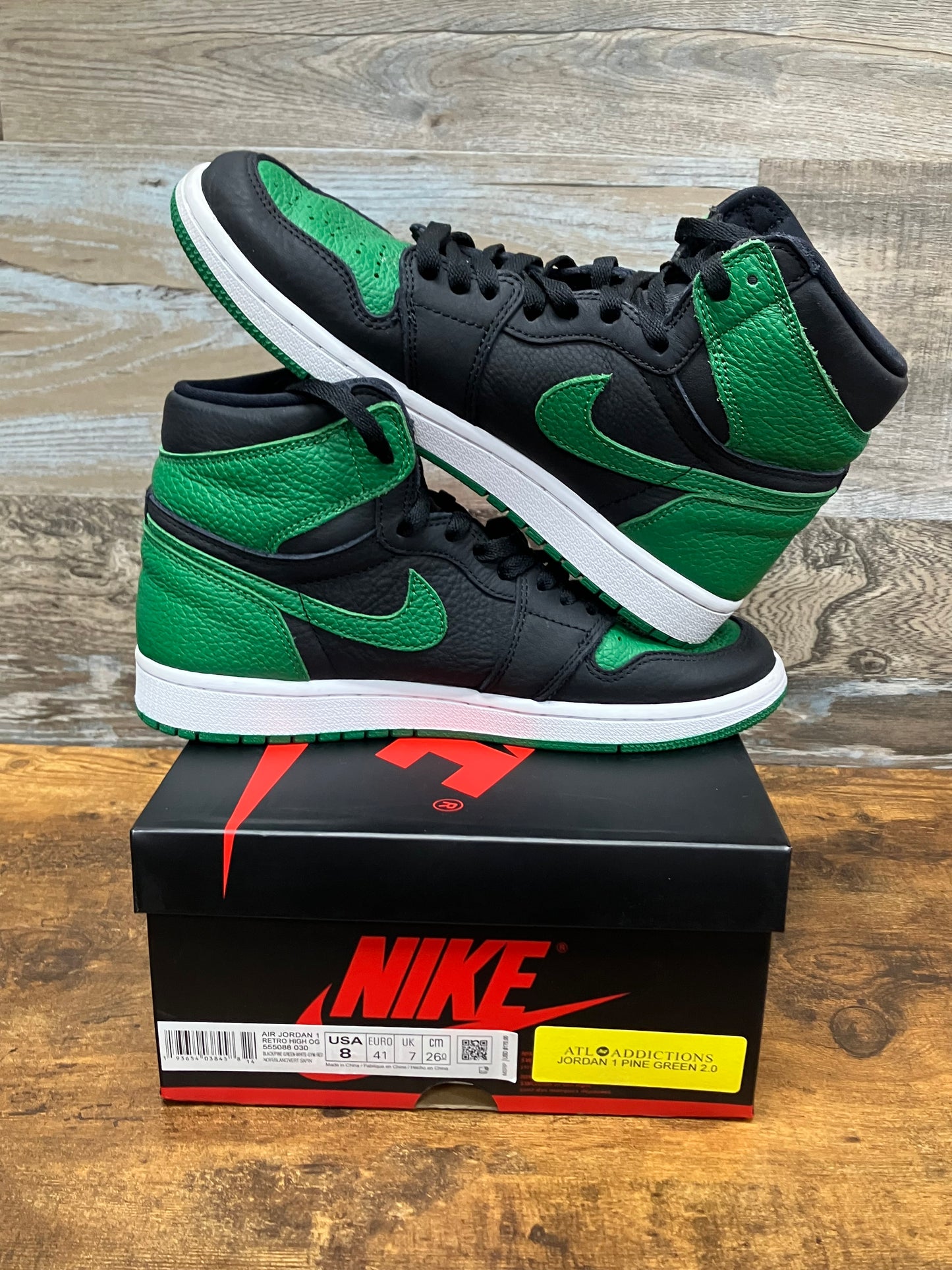 Jordan 1 Pine green Size 8