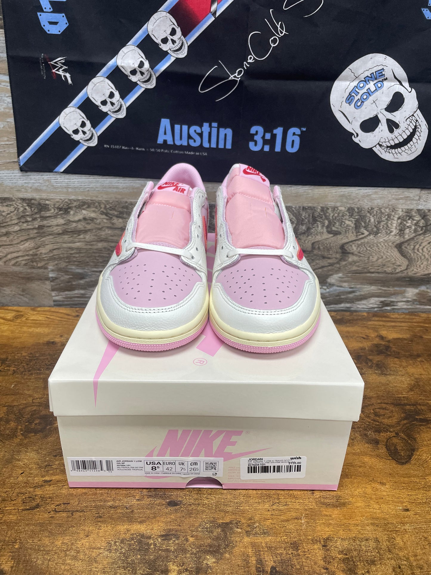 8.5 - Air Jordan 1 Low x Travis Scott "Tropical Pink