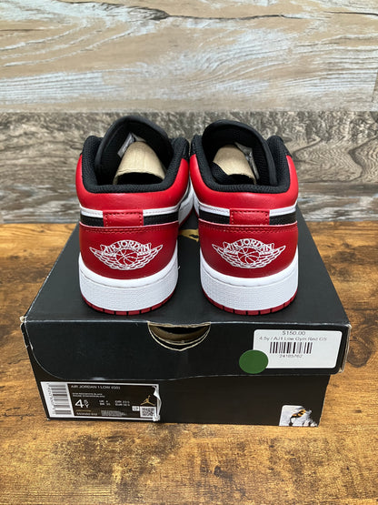 Size 4.5Y - Air Jordon 1 Low Bred Toe