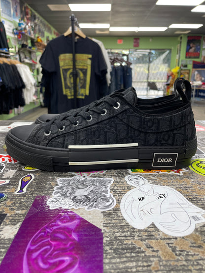 43/10m - Dior B23 low top Black Canvas