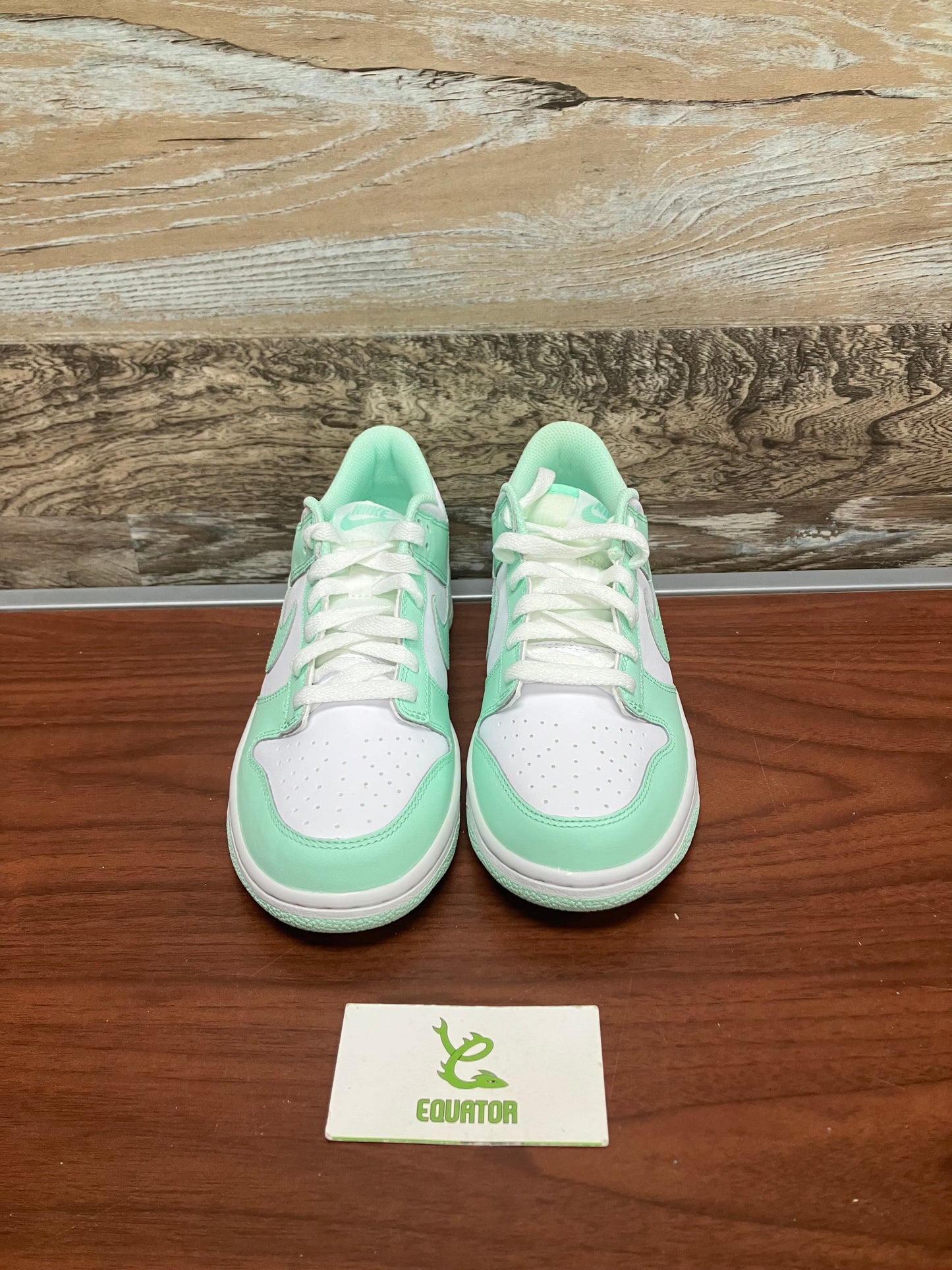 Nike Dunk Low Mint Foam Size