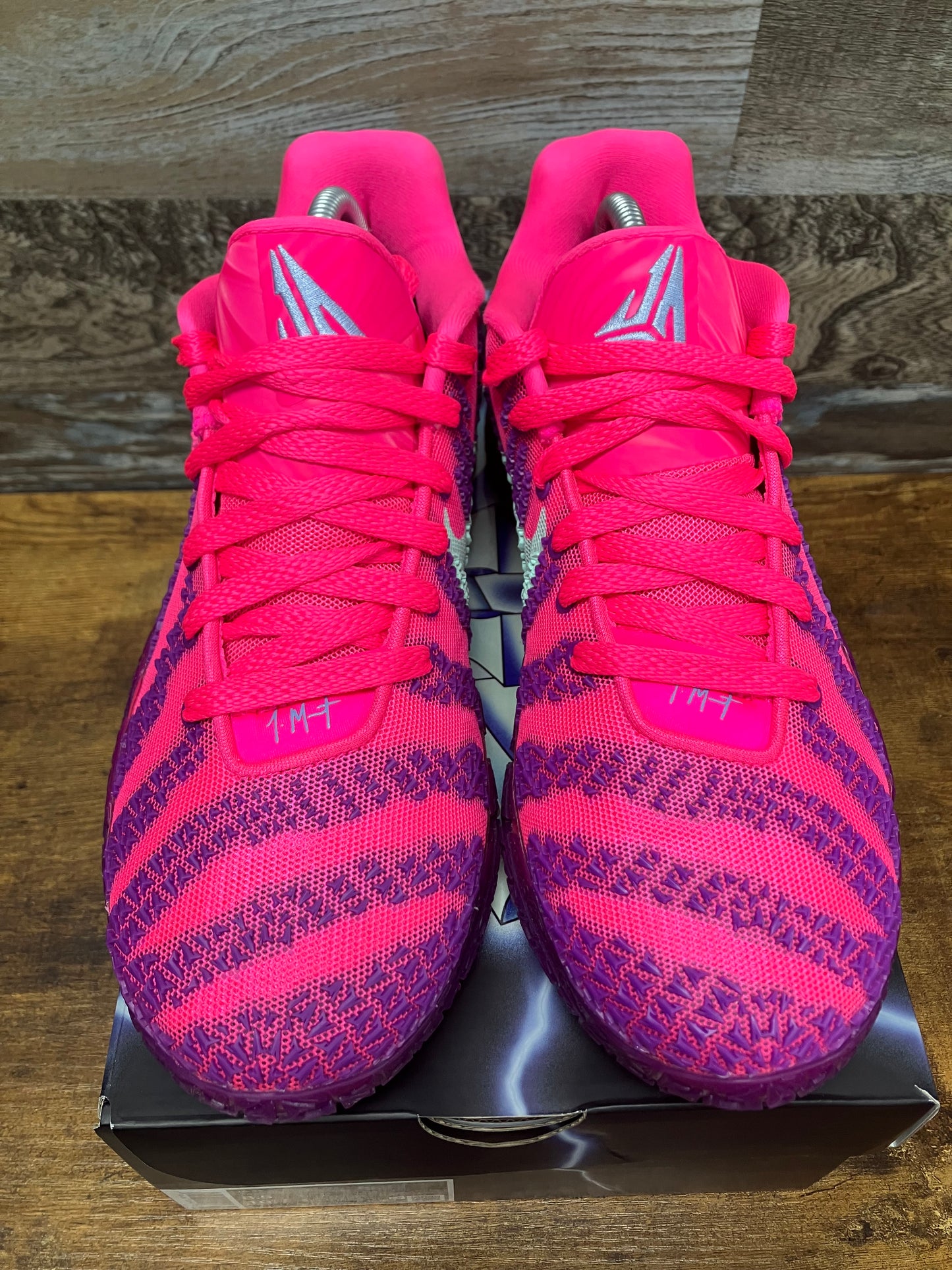 8.5 - Nike JA 3 Max Volume