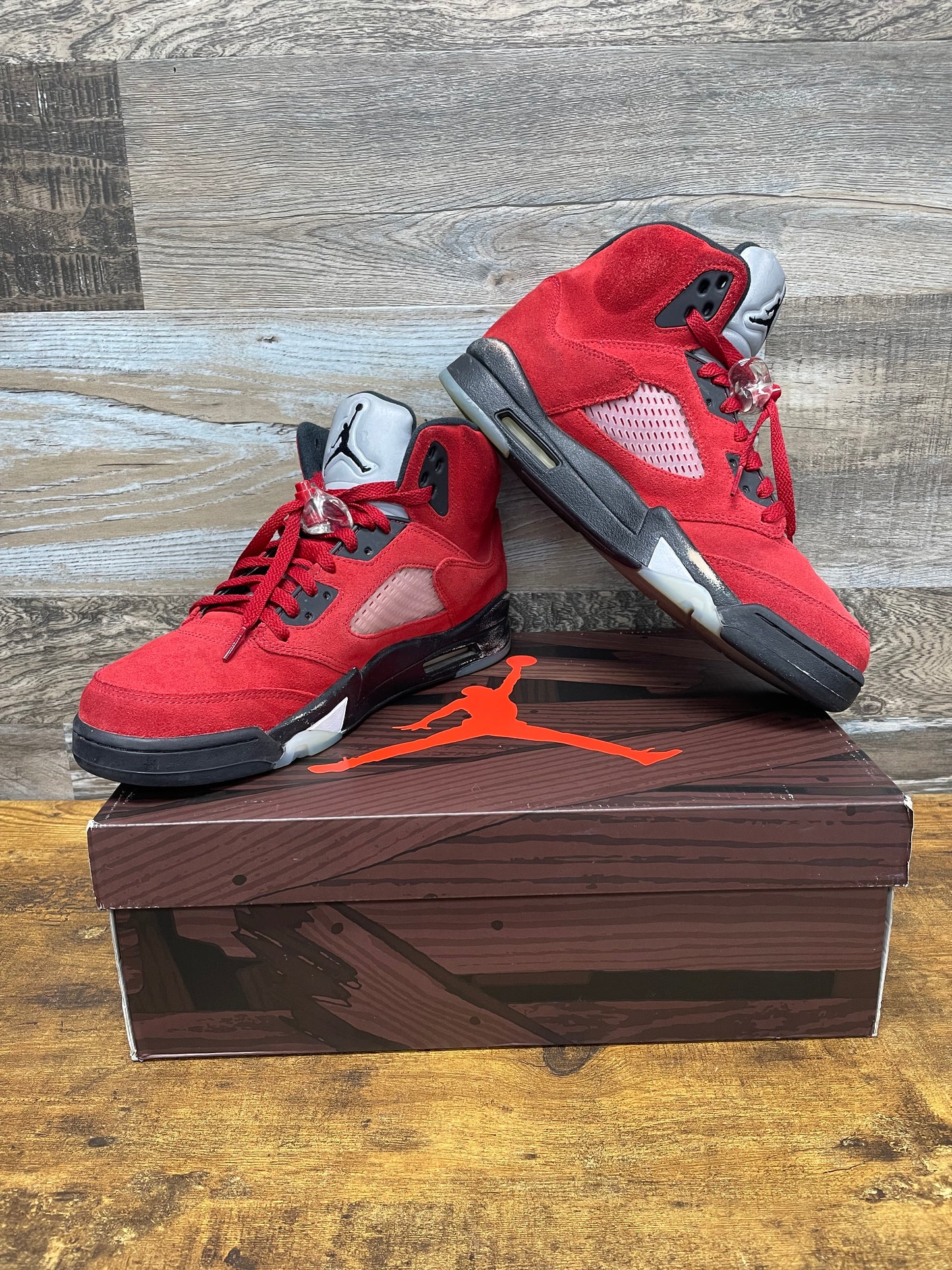 Air Jordan 5 Retro Mid Raging Bull 11.5