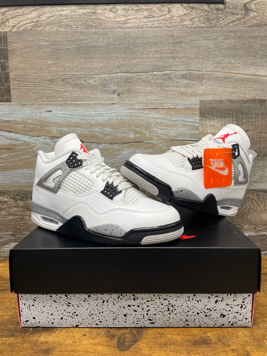 Air Jordan 4 White Cement Size 8.5