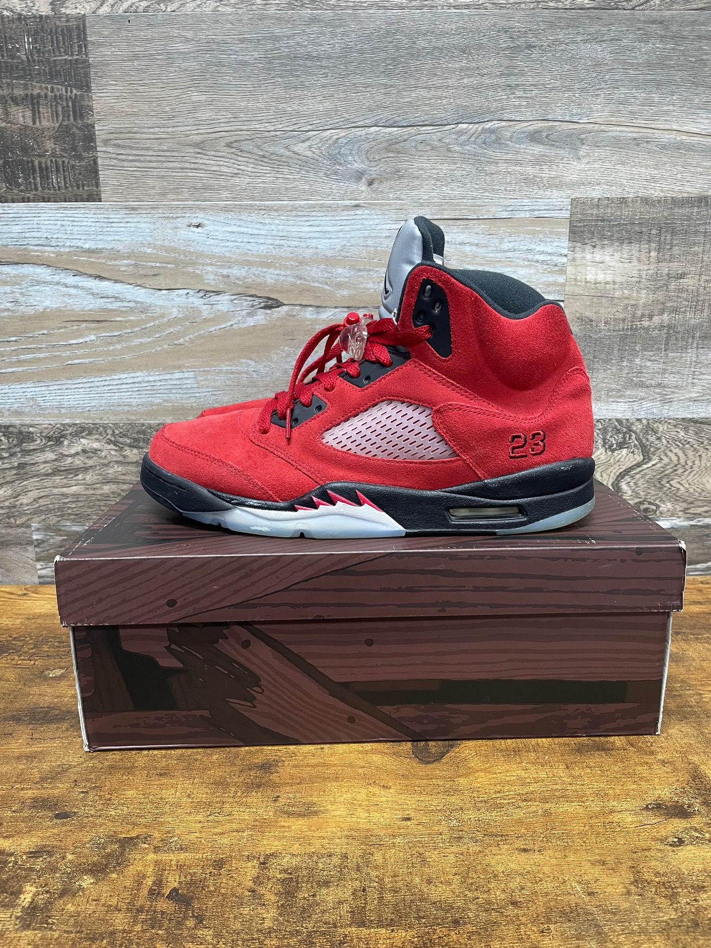 Air Jordan 5 Retro Mid Raging Bull 11.5