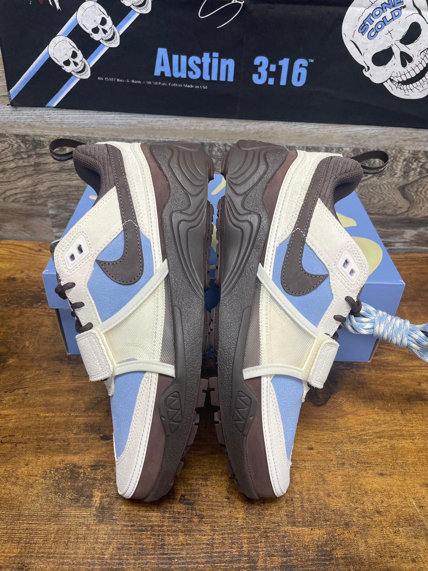 9.5 - Nike Zoom Field Jaxx Travis Scott blue New