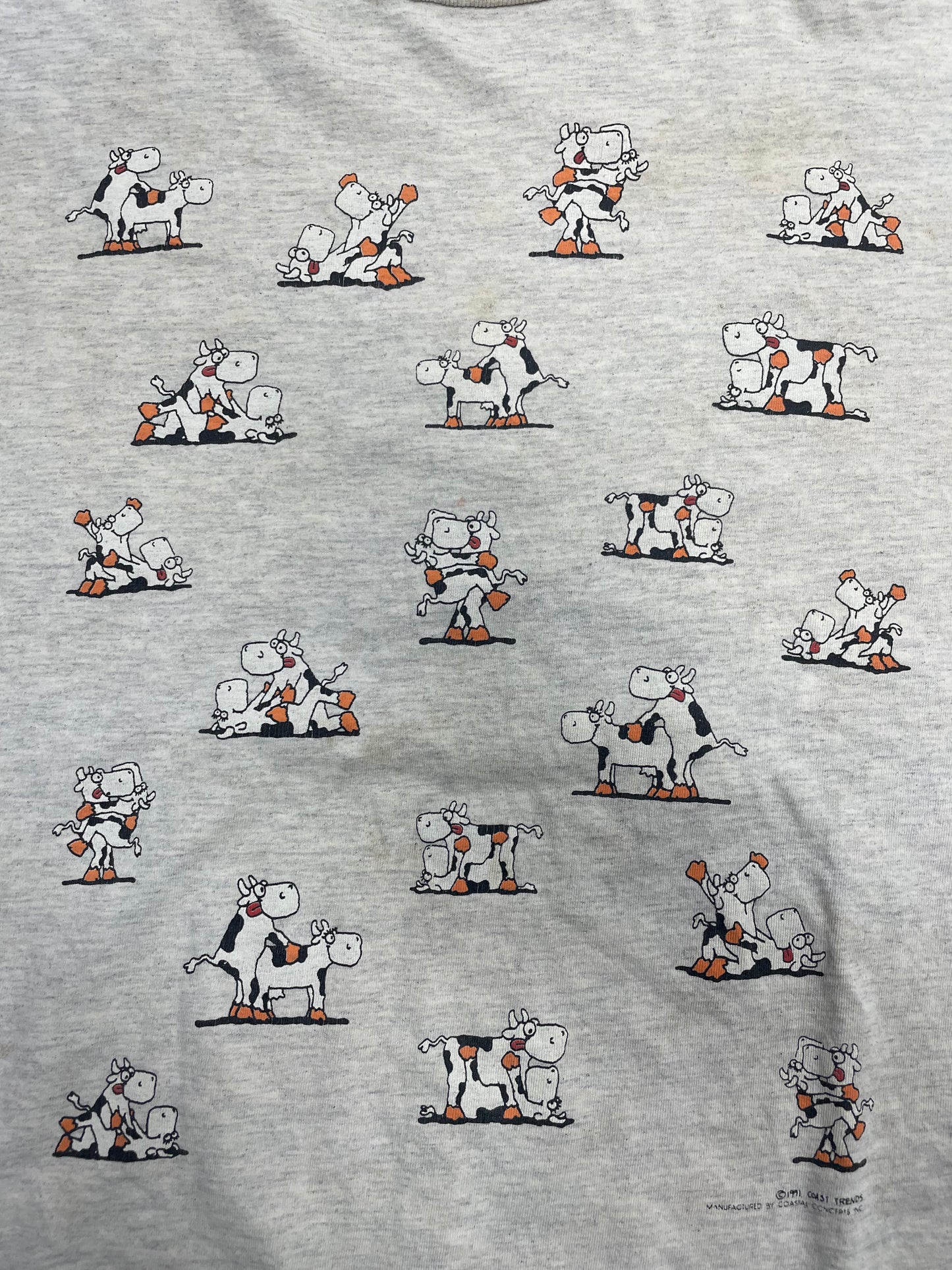 XL-Vintage Cows in Love Tee