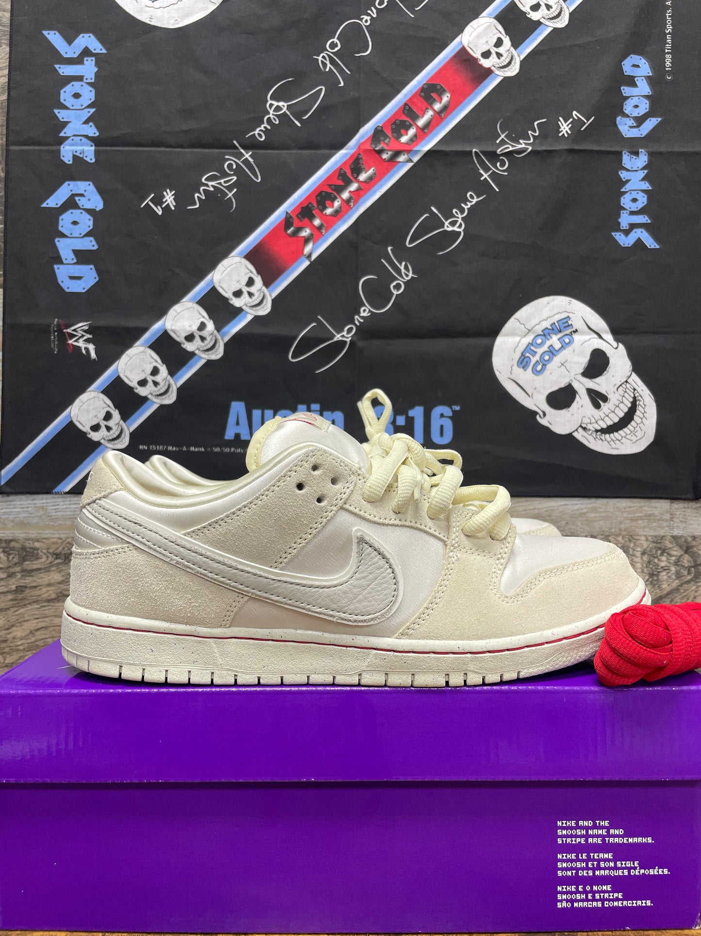 Nike Sb Dunk Low Premium City Of Love Coconut Milk-Light Bone 11