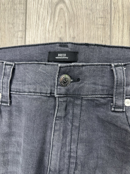 True Religion Relaxed Skinny Size 40x34