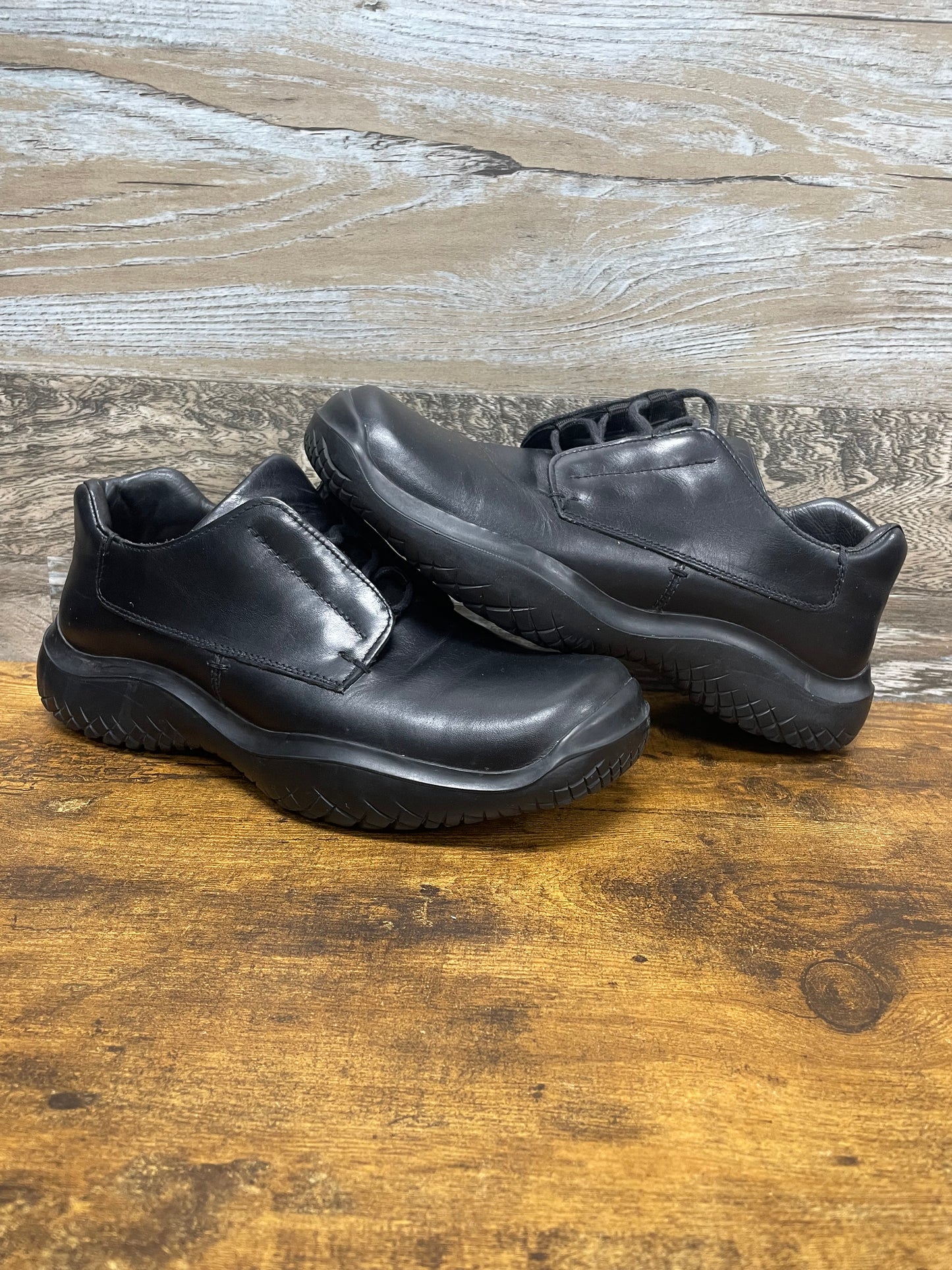 8.5 - vintage Prada AW99 black leather square-toe derby shoes