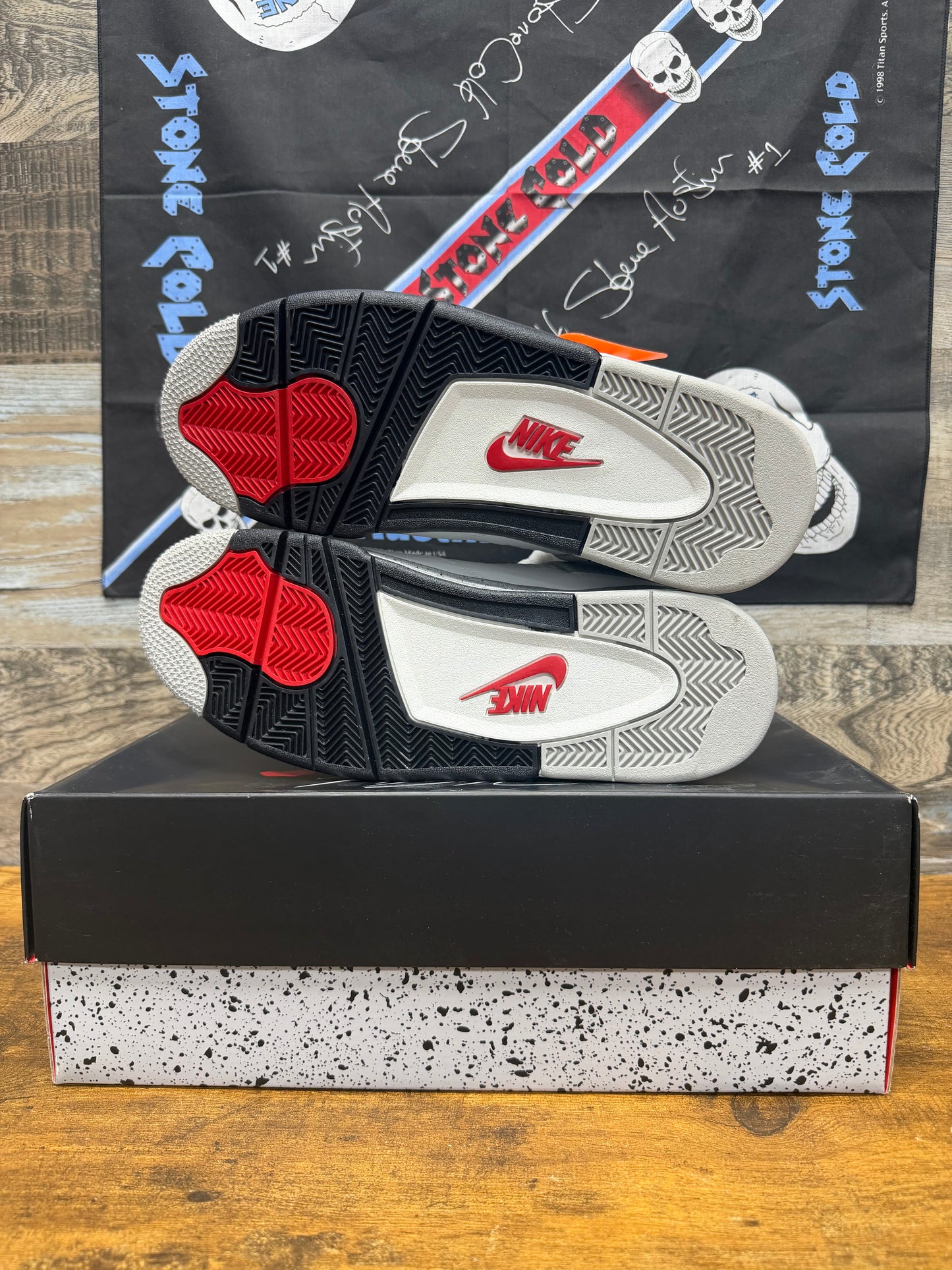 Nike Air Jordan 4 Retro White Cement 10.5