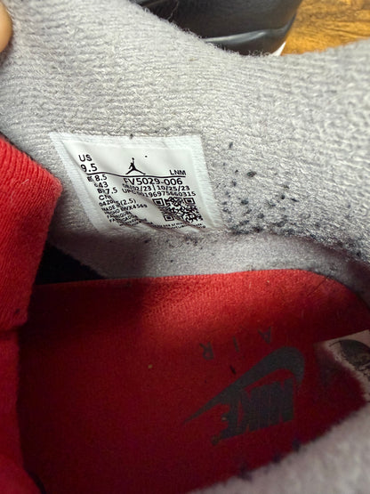Air Jordan 4 Retro Bred Reimagined  9.5