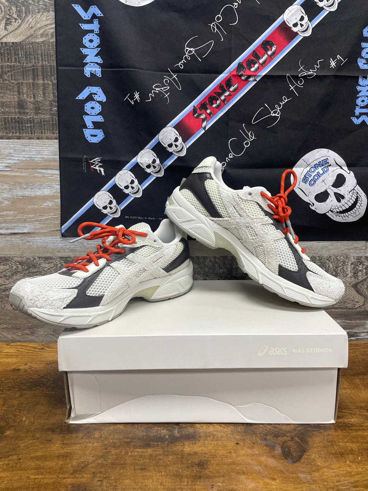 9 - ASICS x HAL STUDIOS GEL-1130 MK III Glacier