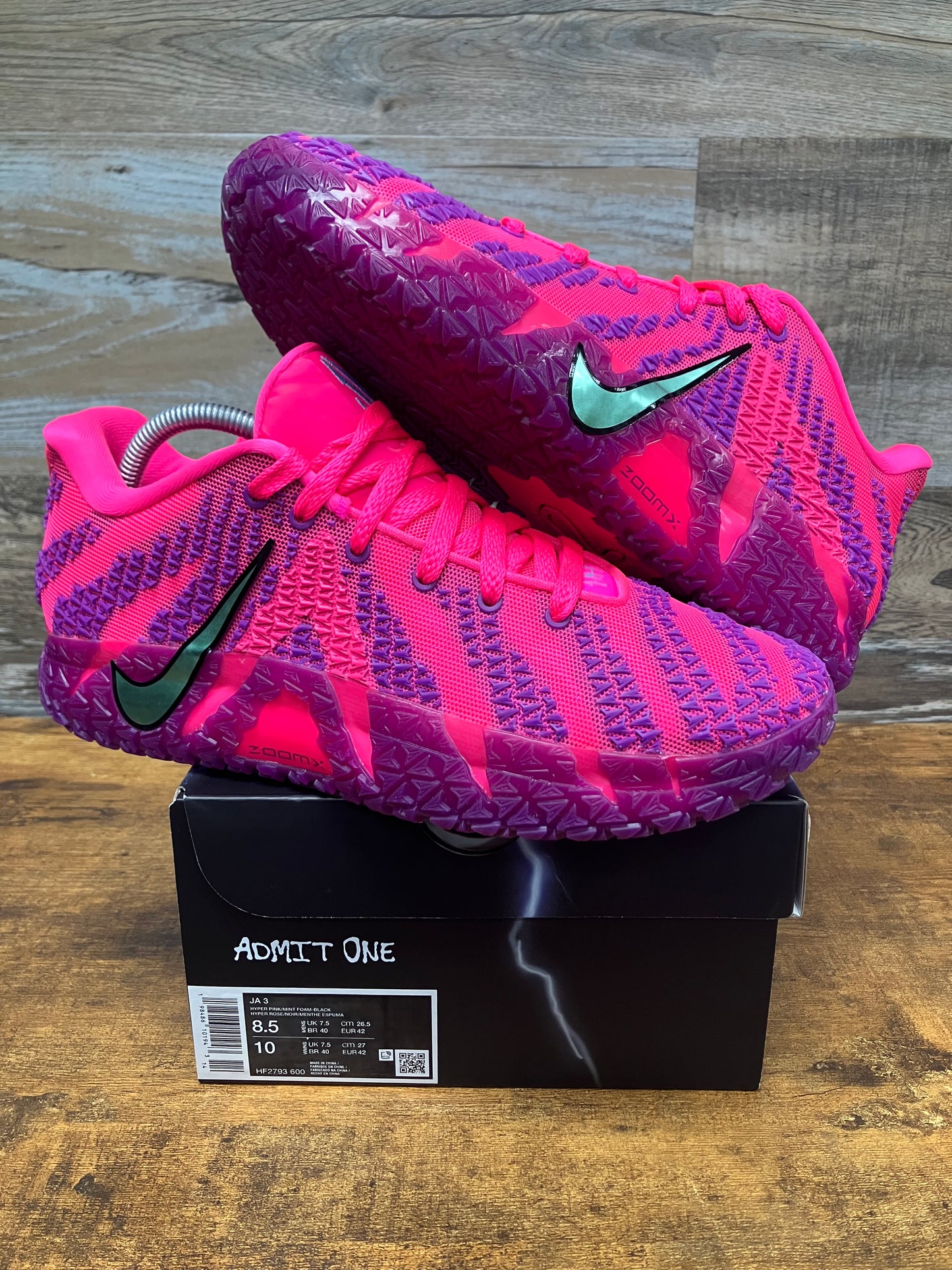 8.5 - Nike JA 3 Max Volume