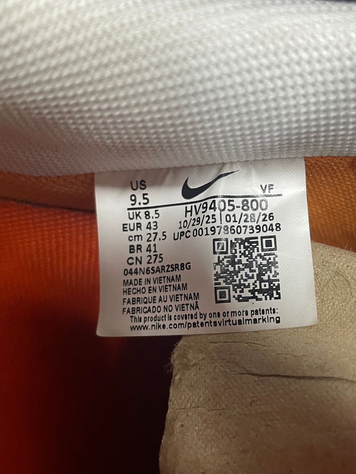 9.5 - Nike Air Force 1 ‘07 Orange’