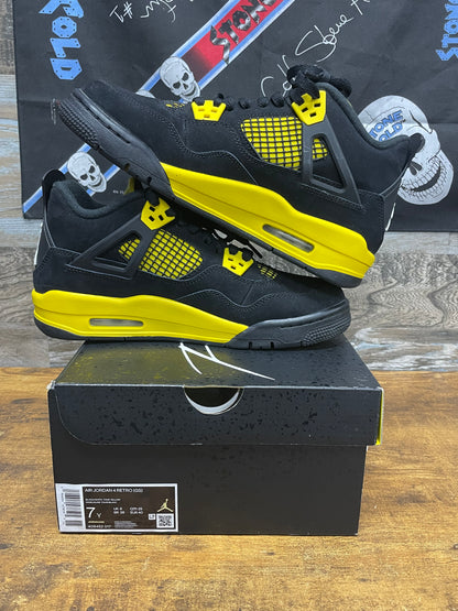 7Y - Jordan 4 Thunder GS