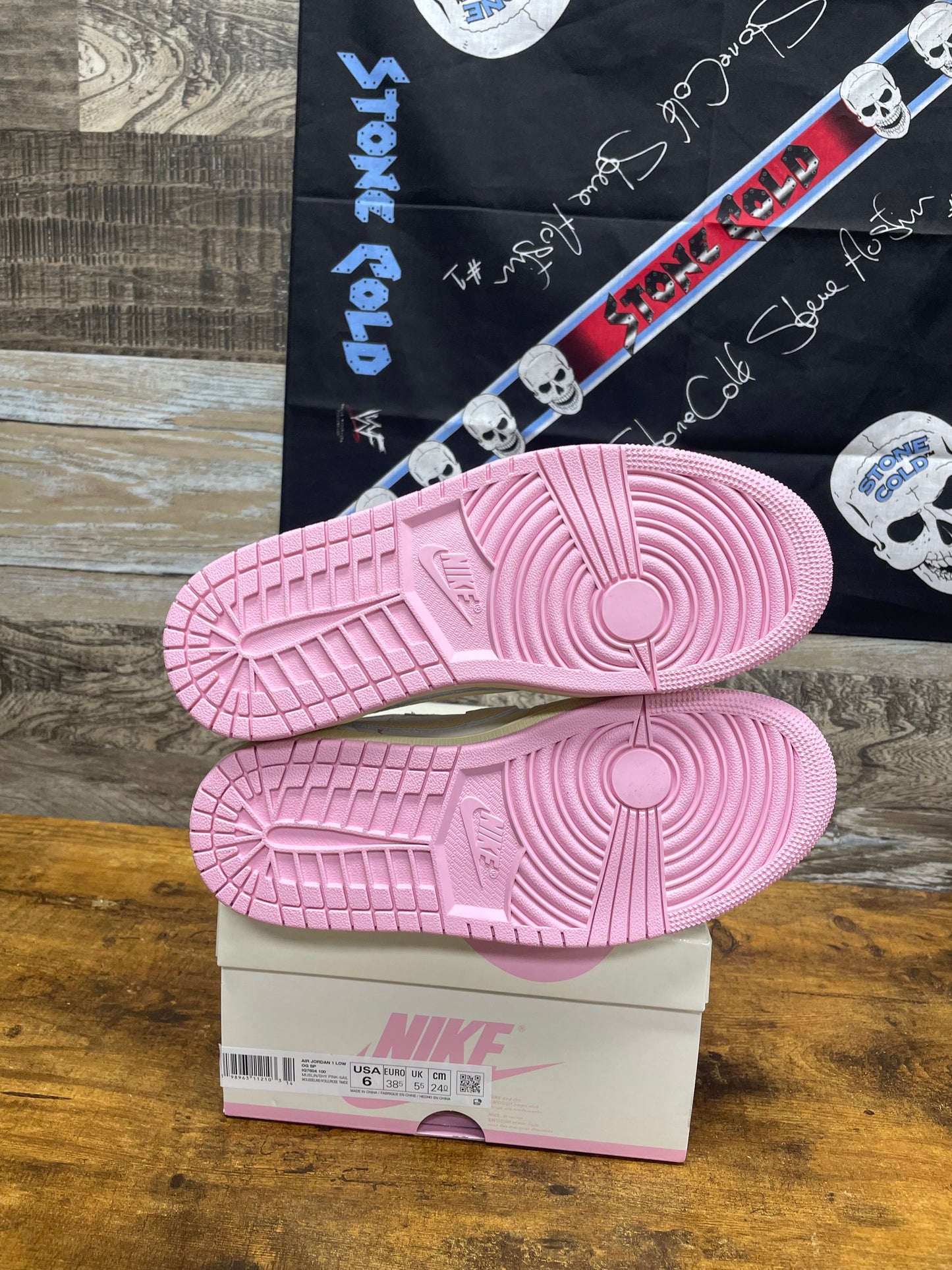 6 - Air Jordan 1 Low x Travis Scott "Shy Pink" sneakers