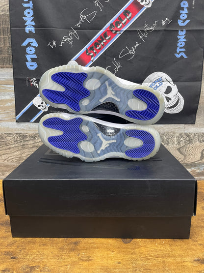 Air Jordan 11 "Space Jam" sneaker 9.5