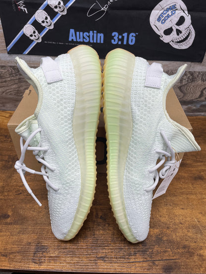14.5 - Yeezy 350 V2 Hyperspace