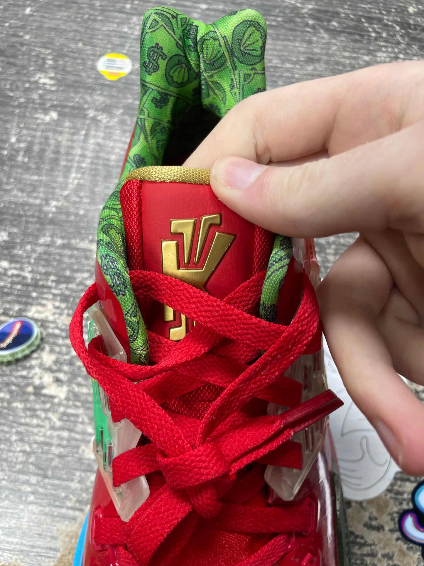 Nike Kyrie 2 SpongeBob Mr Krabs Size 11