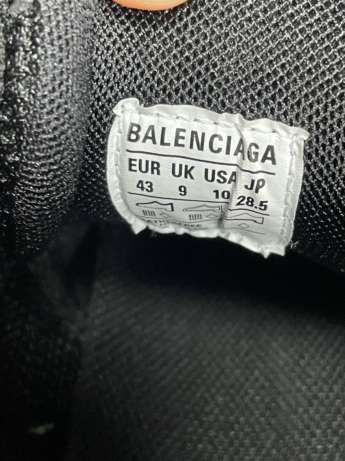 43 - Balenciaga Drive Sneakers