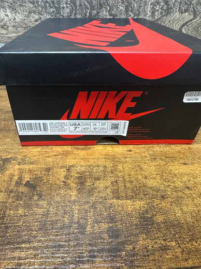 Jordan 1 high UNC Size 7.5