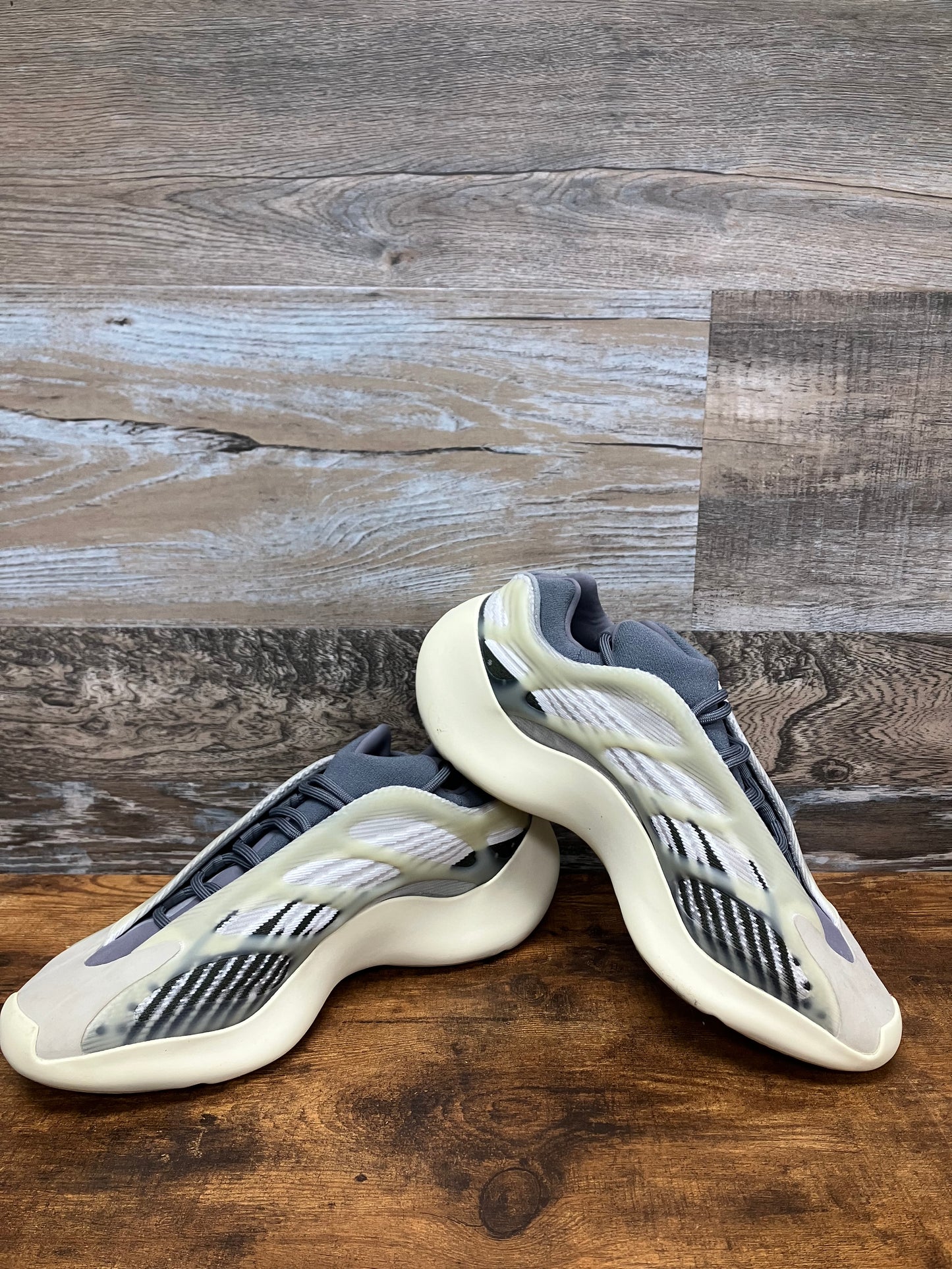 10.5-adidas Yeezy Boost 700 V3 Azael