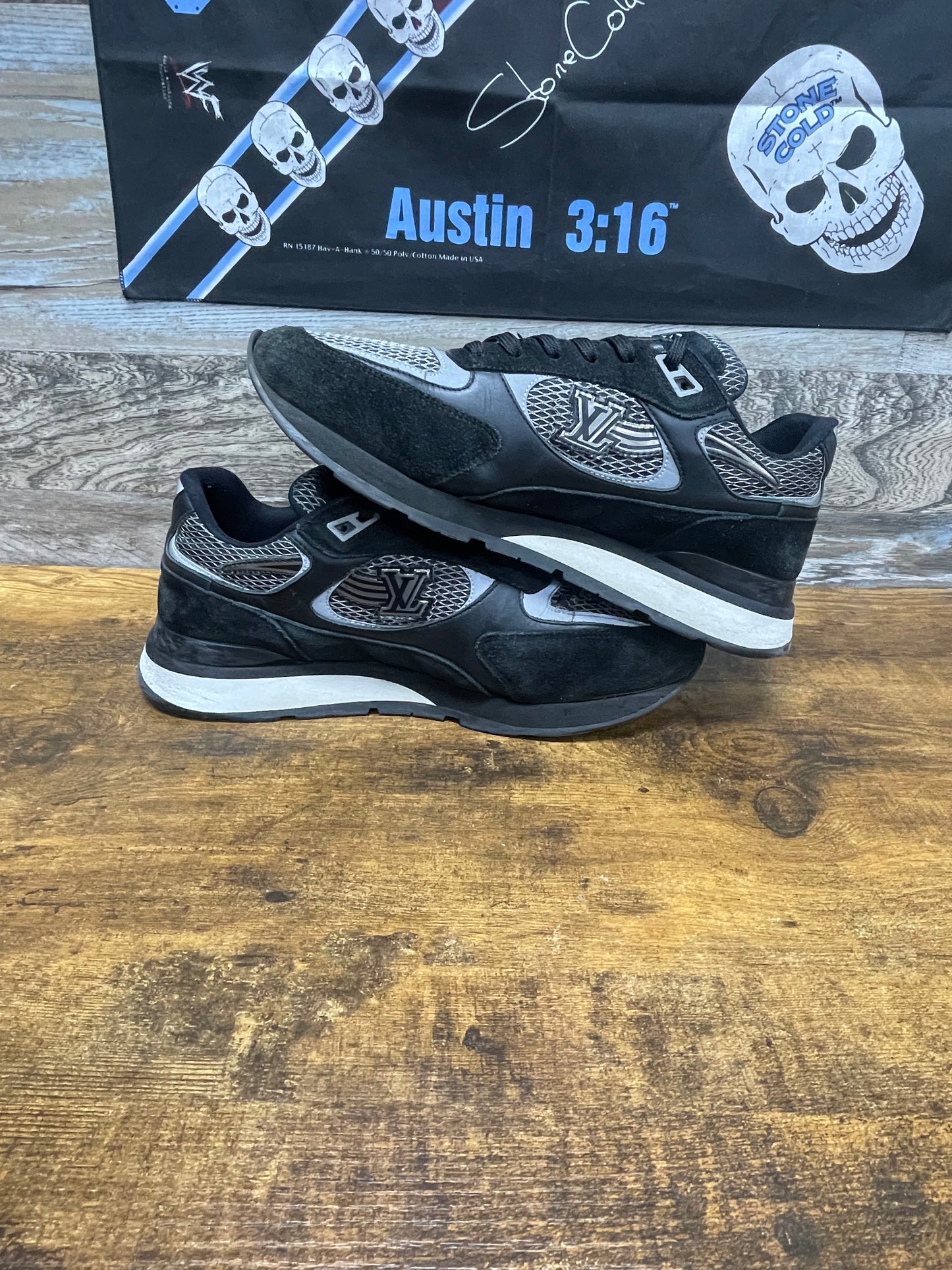 8 - Louis Vuitton Run Away Black and Grey