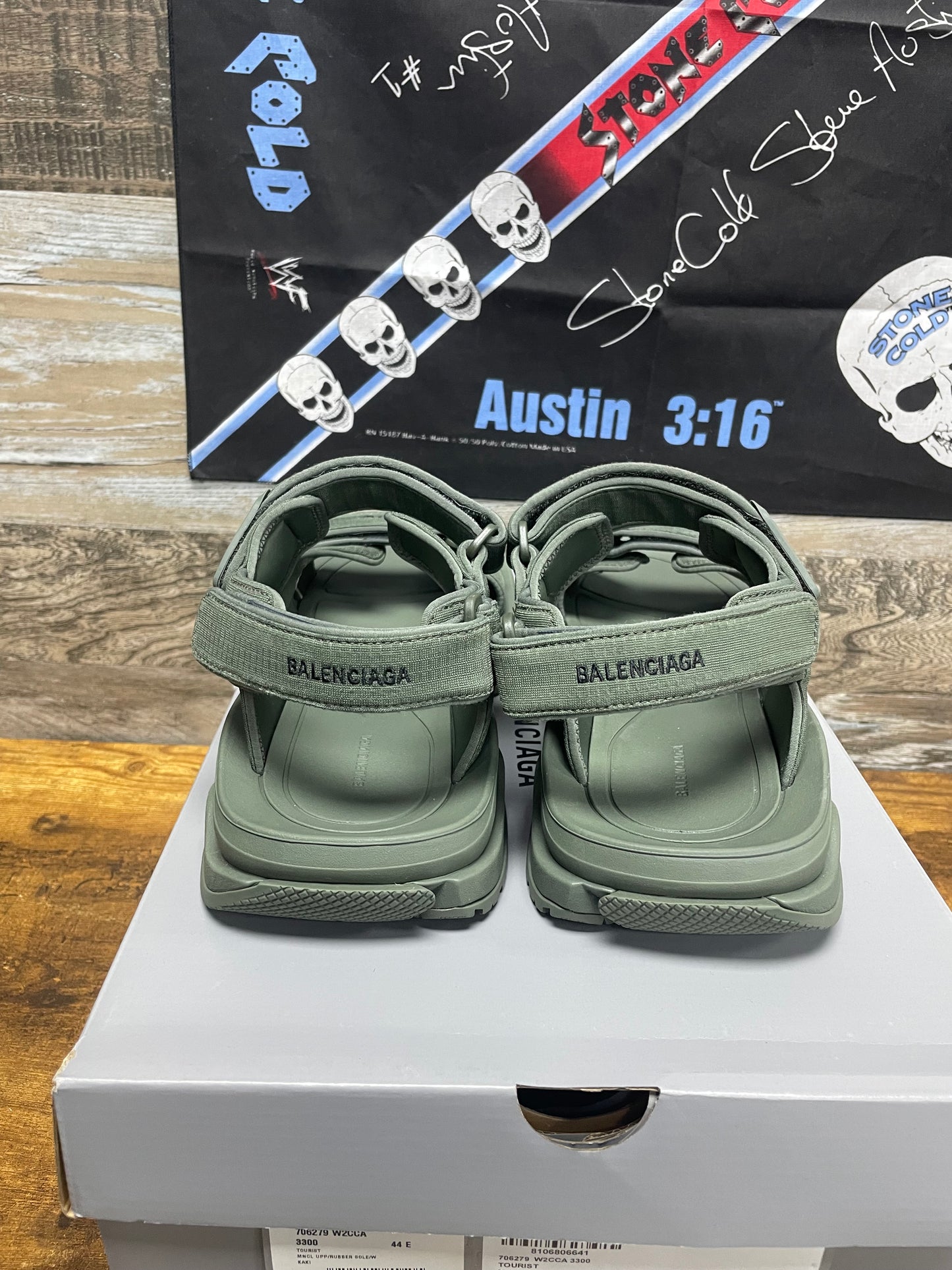 44EU / 11US - Balenciaga Tourist sandals