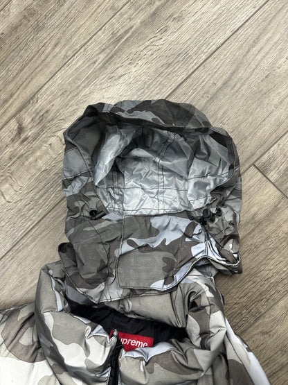 M - Supreme Reflective Camo Jacket FW18