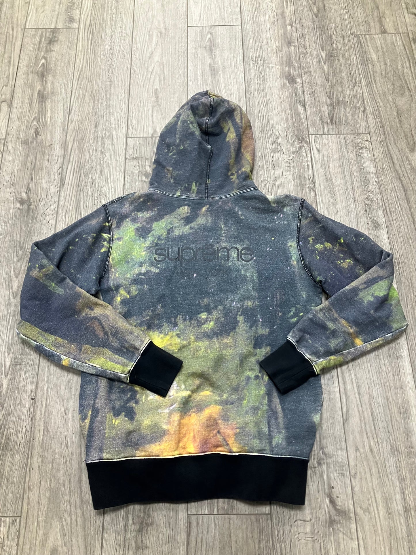 Supreme Le Bain Hoodie Size M