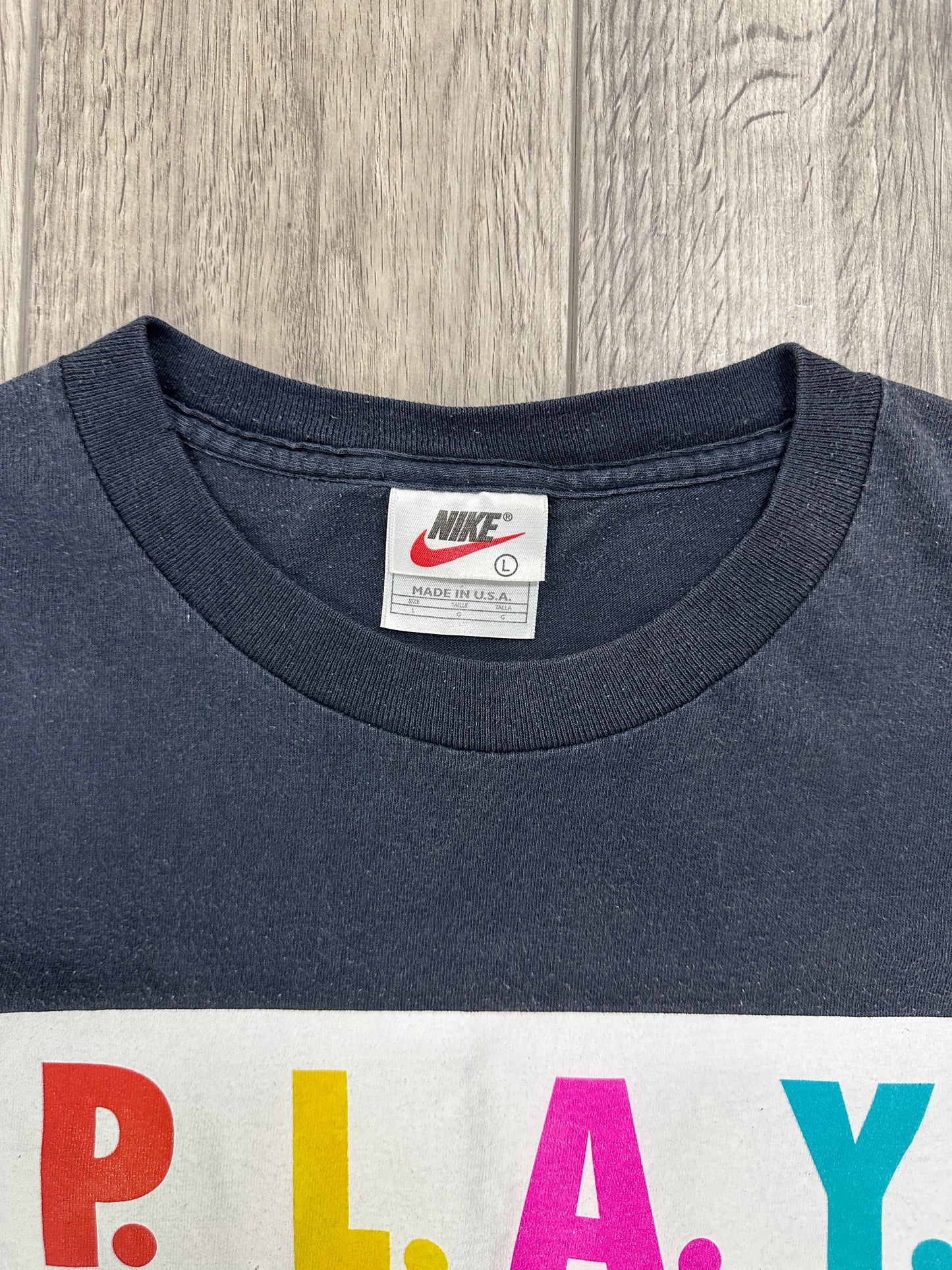 Vintage PLAY Nike Tee L