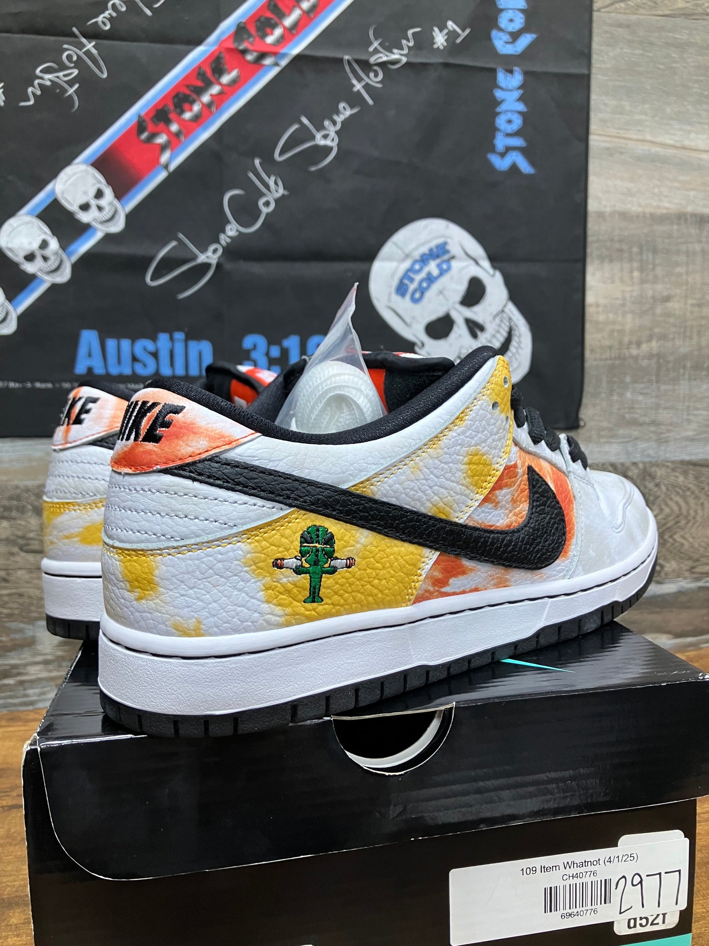 12 - Nike SB Dunk Low Raygun Tie-Dye White sneaker