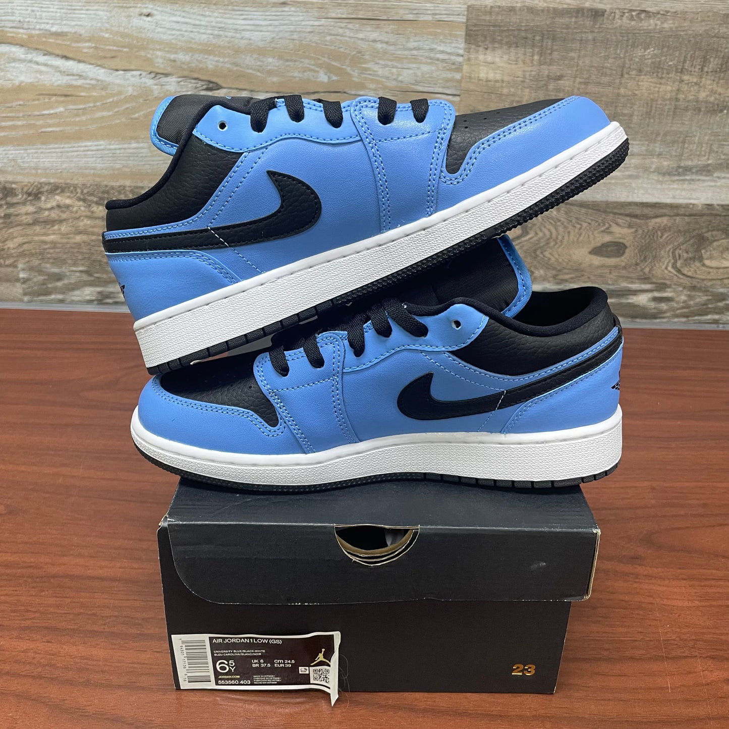 Air Jordan 1 Low Uni Blue 6.5Y