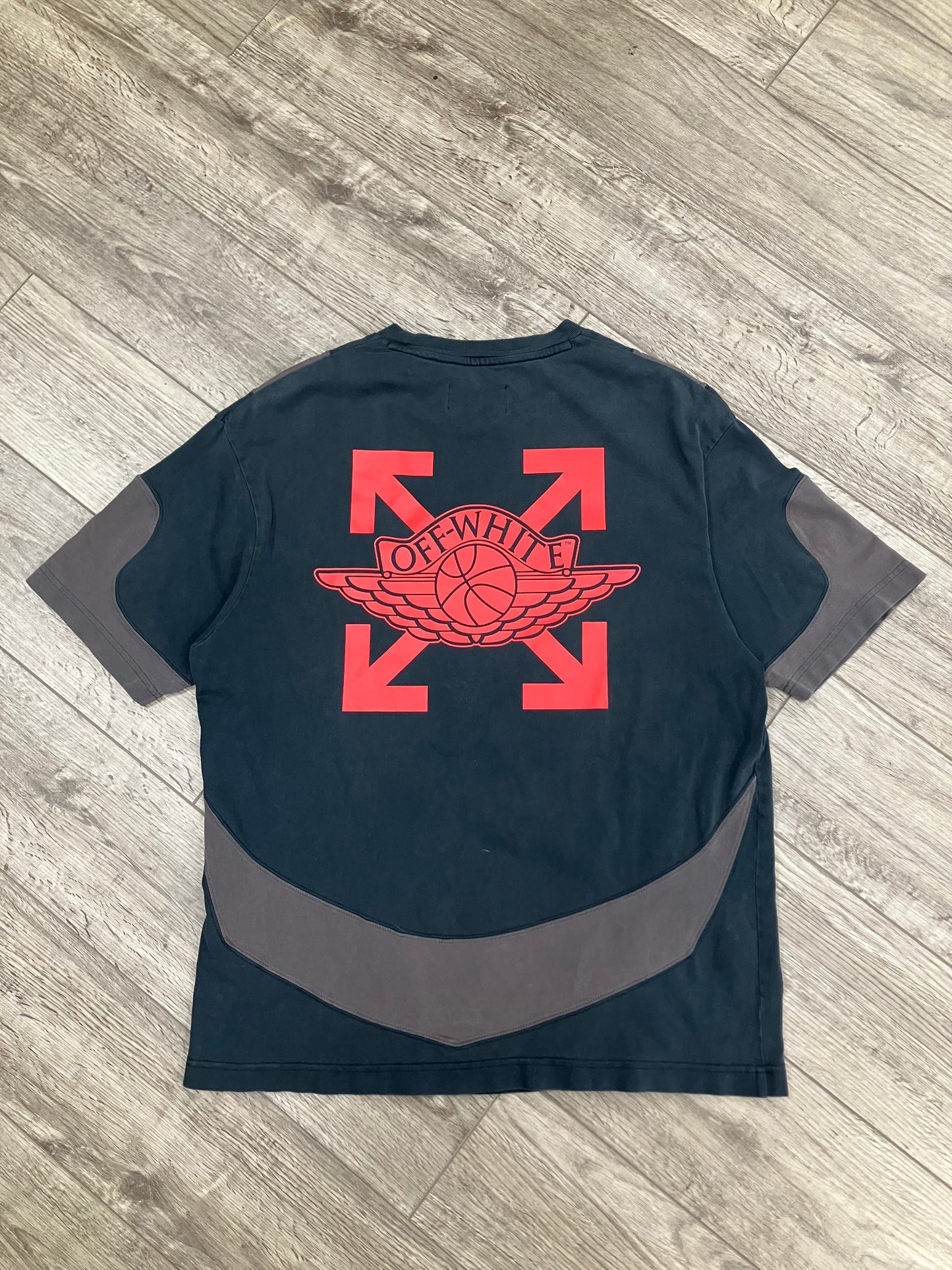 Jordan X Off White Arrow Tee Size Medium