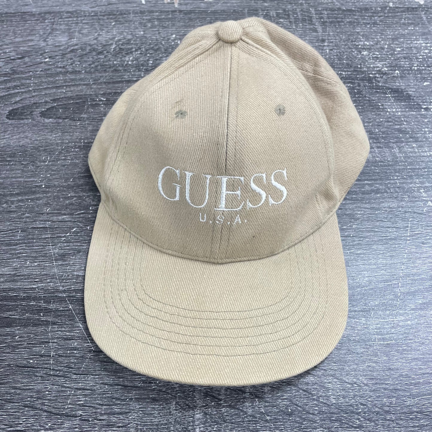 Guess SnapBack