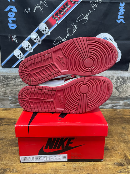 8W - Jordan 1 Chenille