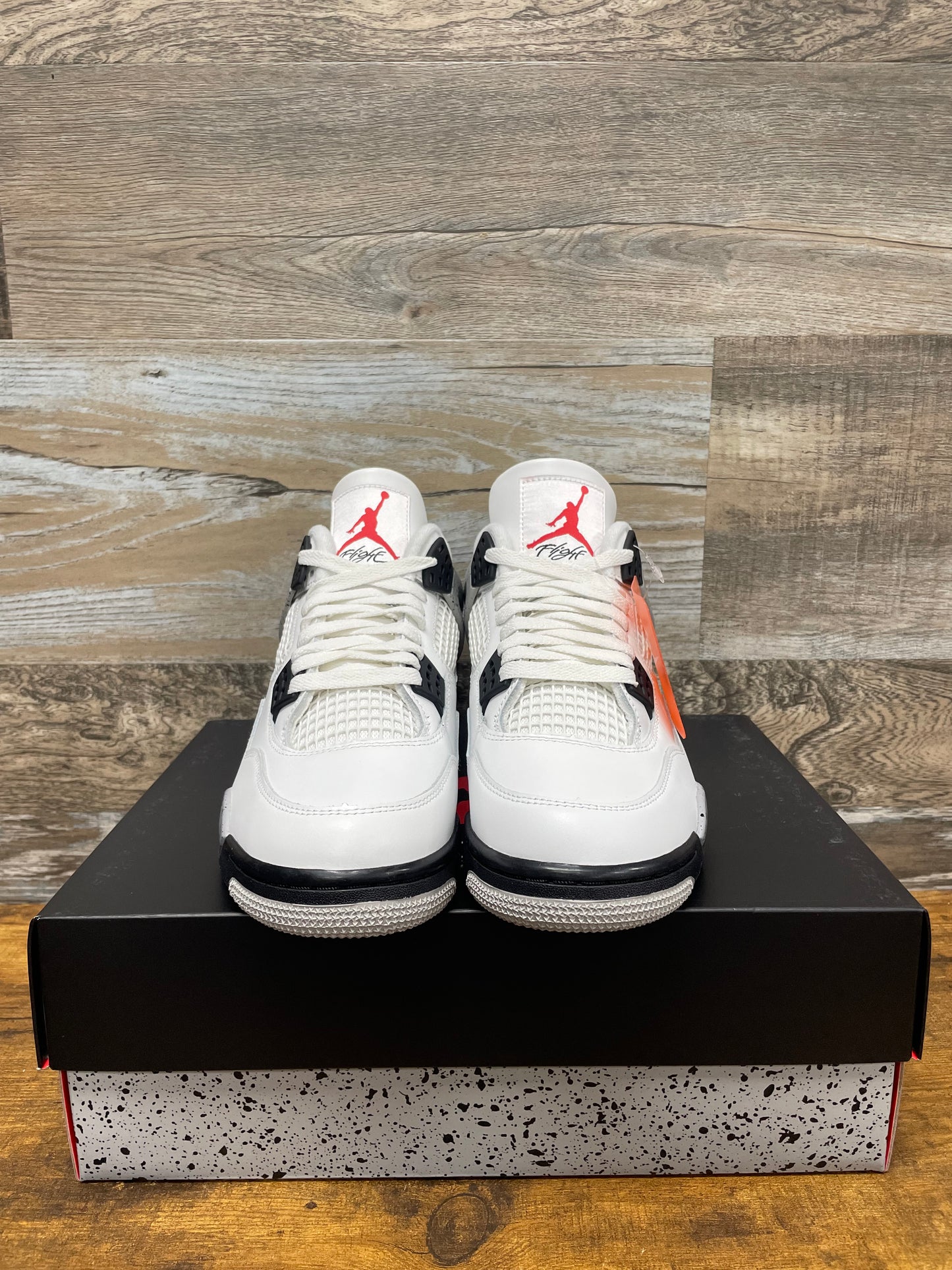 Air Jordan 4 White Cement Size 8.5