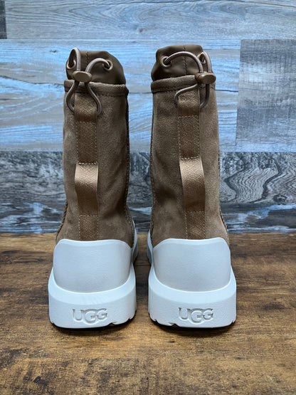 UGG Short Weather Hybrid Boot Size 11