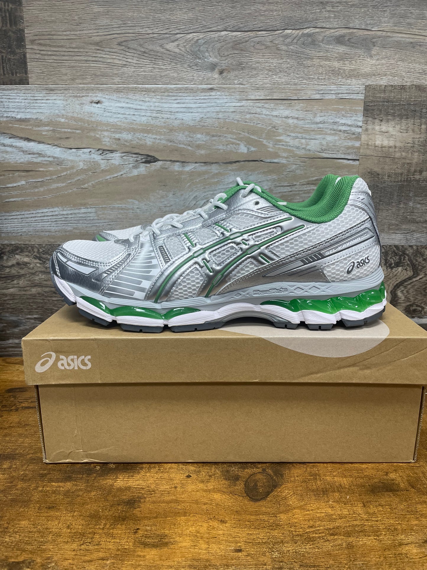 11.5 - Asics Gel-Kayano 12.1