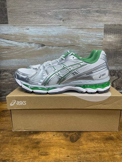 11.5 - Asics Gel-Kayano 12.1