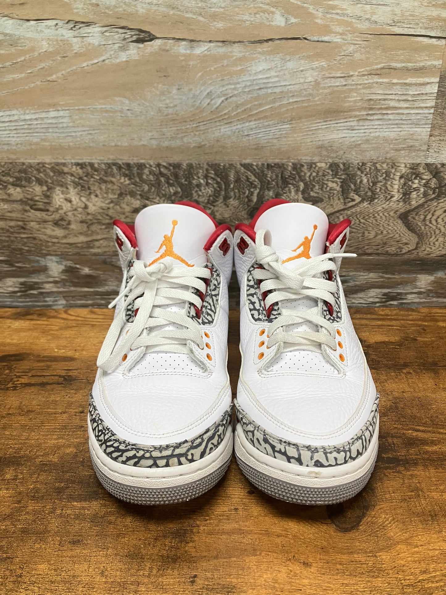 Air Jordan 3 Cardinal Red 8.5