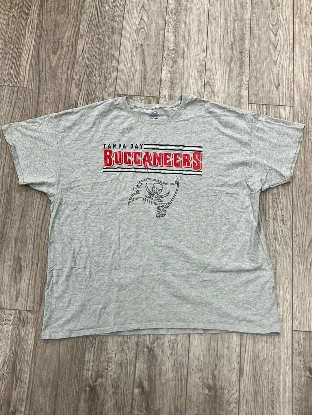 Tampa Bay Buccaneers Tee Size 3XL