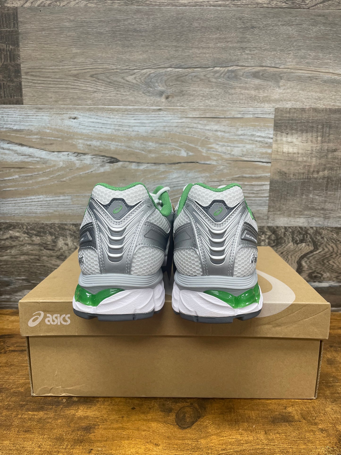 11.5 - Asics Gel-Kayano 12.1