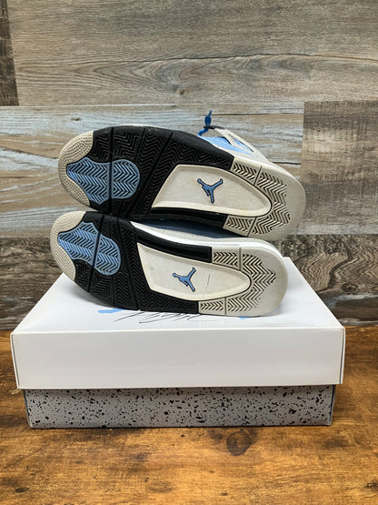 Air Jordan 4 Retro Mid University Blue 9