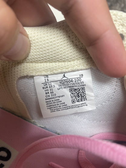 13 - Jordan 1 Retro Low OG SP Travis Scott "Shy Pink" sneaker