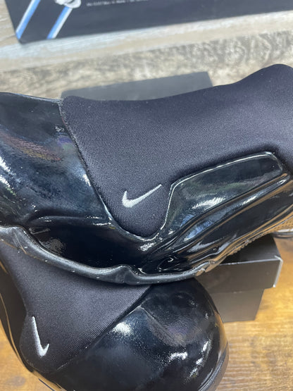 11 - Nike Clogposite Supreme Black