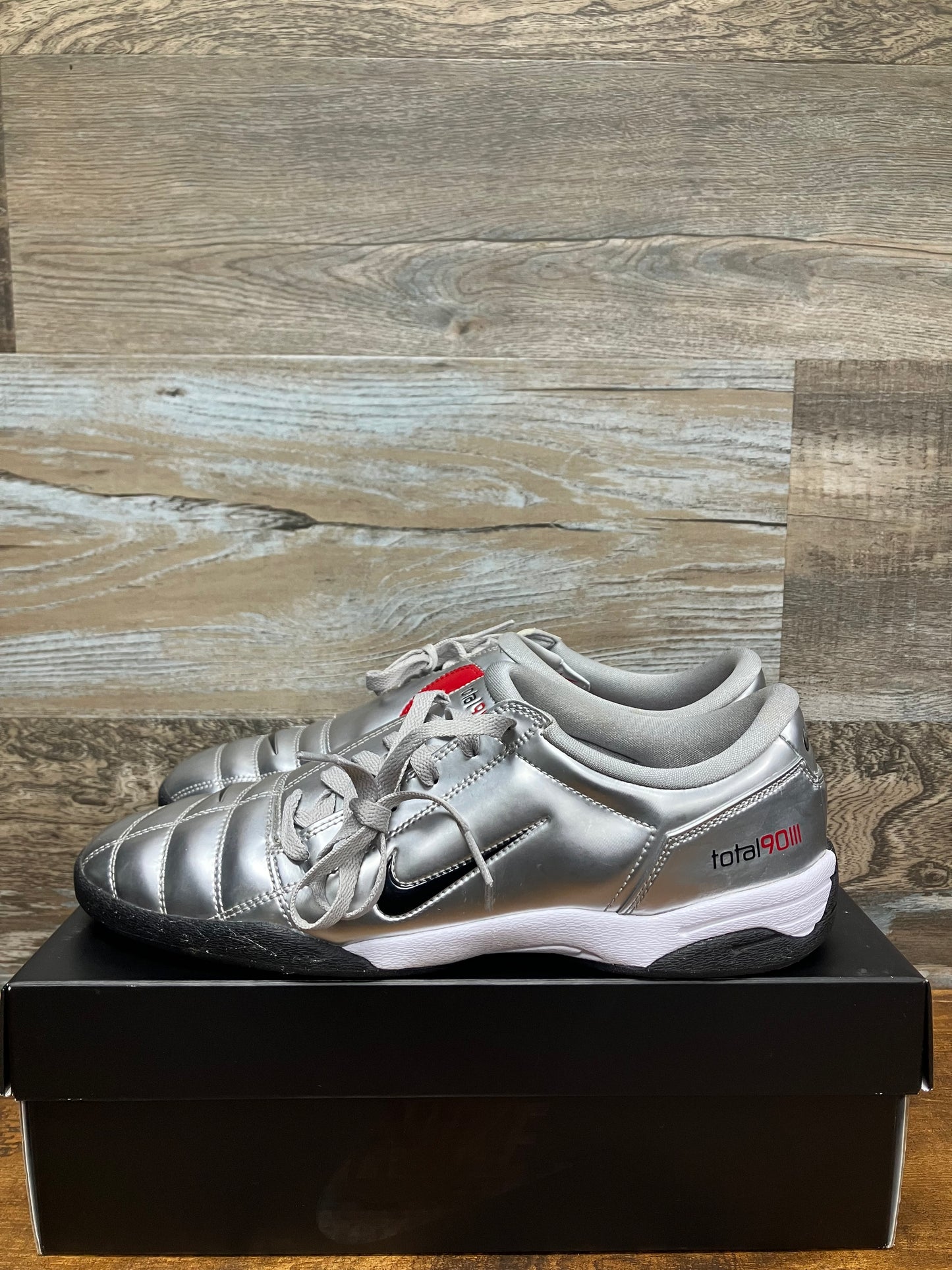 11-Nike Total 90 3 SP 'Metallic Silver Red'